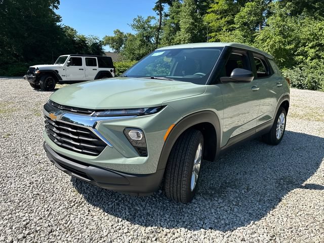 New 2026 Chevrolet TrailBlazer LS w/ LS Convenience Package AWD/4WD image 4
