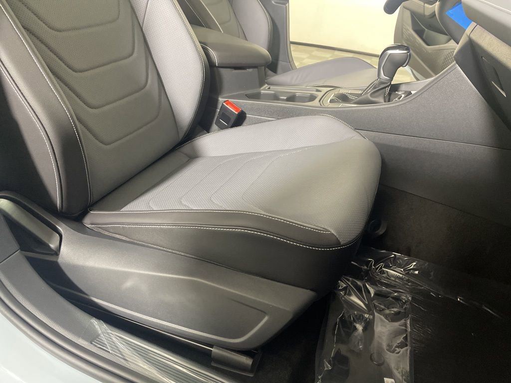 New 2026 Volkswagen Jetta SEL FWD image 24