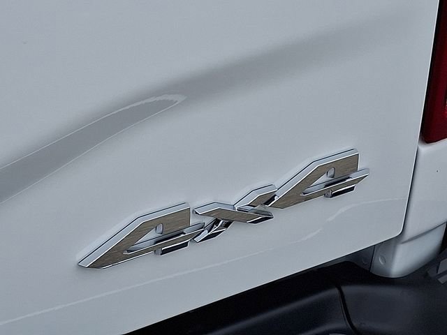 Used 2024 RAM 2500 Tradesman w/ Chrome Appearance Group image 24