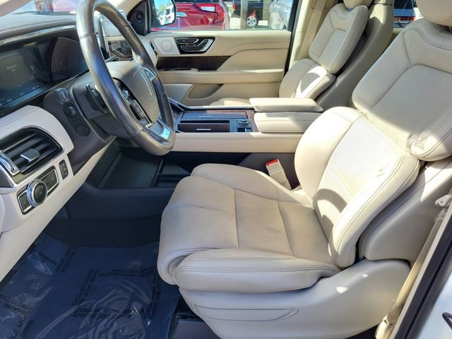 Used 2021 Lincoln Navigator Reserve w/ Luxury Package AWD/4WD image 19