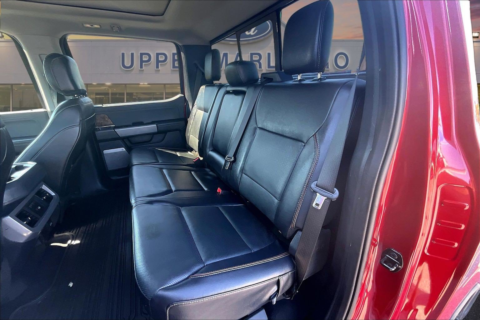Used 2023 Ford F250 Lariat w/ Lariat Ultimate Package AWD/4WD image 27