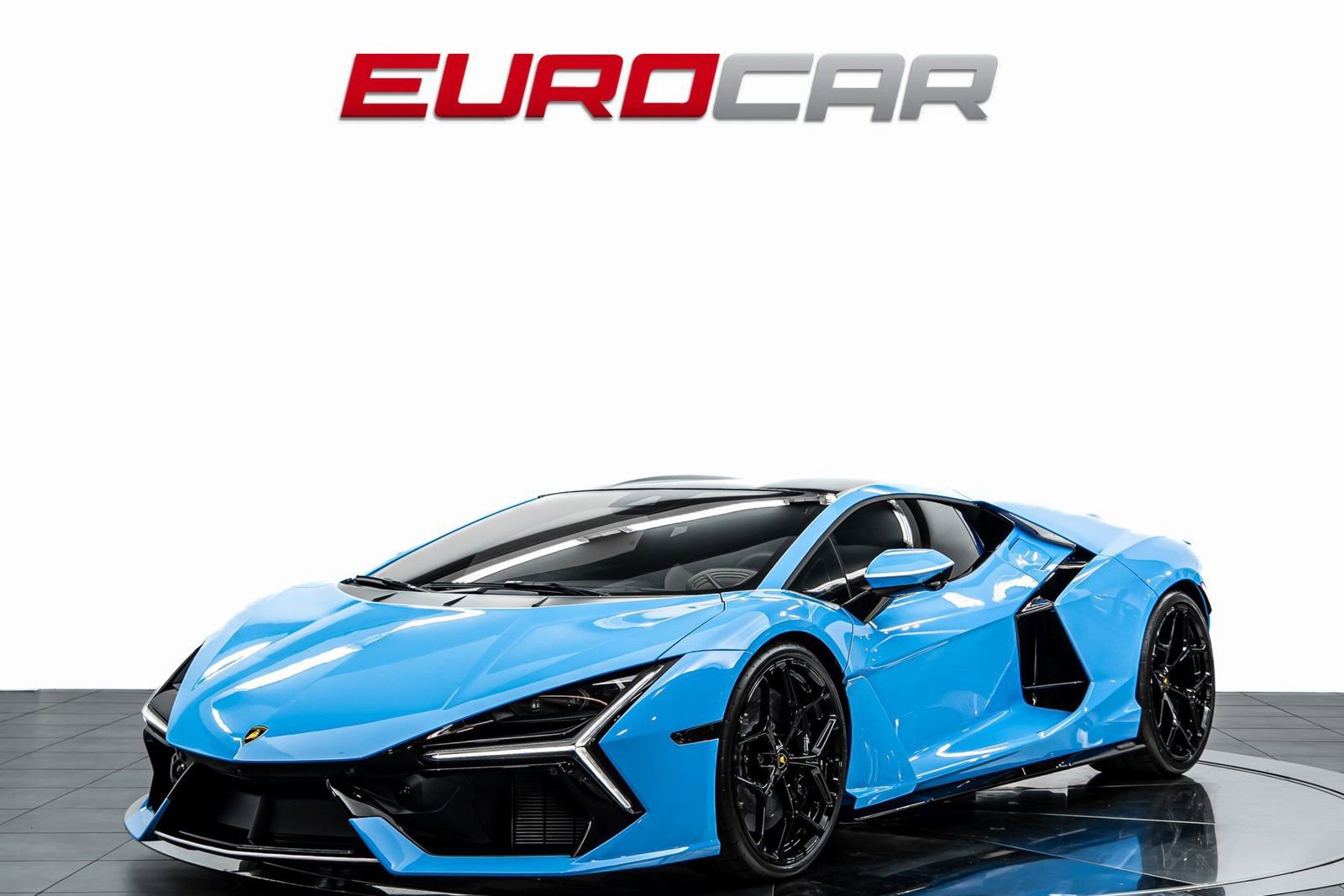 Used 2025 Lamborghini Revuelto AWD/4WD video 1