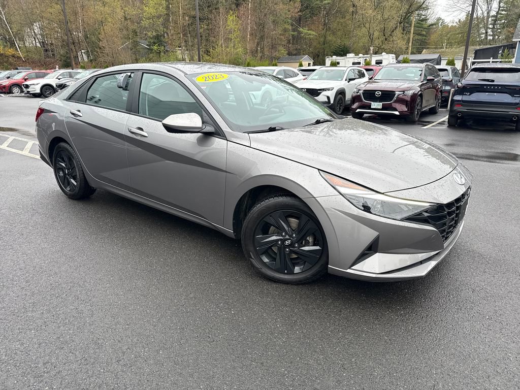 Used 2023 Hyundai Elantra Blue w/ Preferred Accessory Package FWD image 7