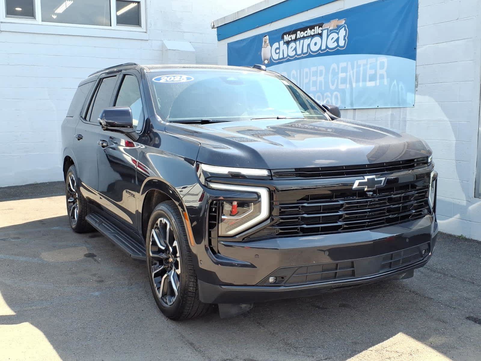 Used 2025 Chevrolet Tahoe RST w/ Advanced Technology Package AWD/4WD image 1