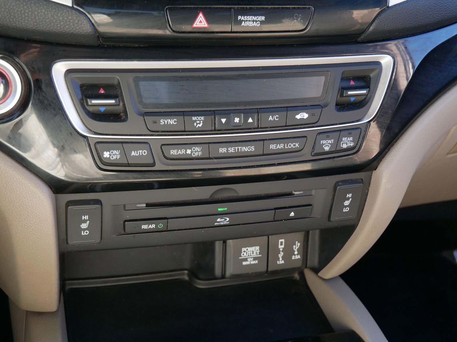 Used 2017 Honda Pilot Touring image 21