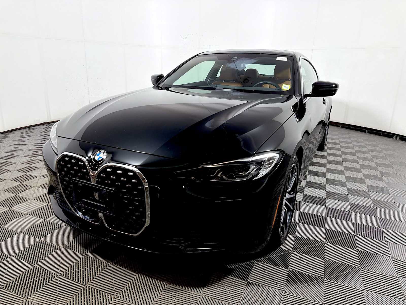 Used 2024 BMW 430i xDrive Coupe w/ Convenience Package AWD/4WD image 2