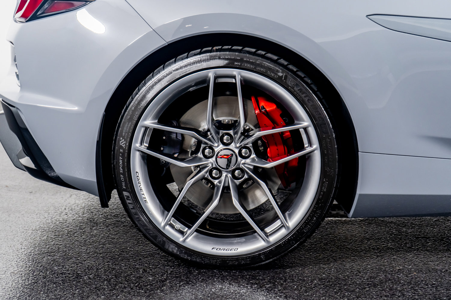 Used 2025 Chevrolet Corvette Z06 image 10