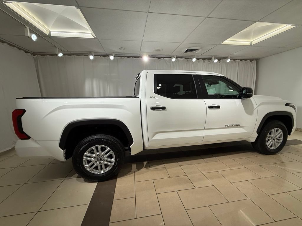 Used 2024 Toyota Tundra SR5 w/ SR5 Convenience Package AWD/4WD image 5