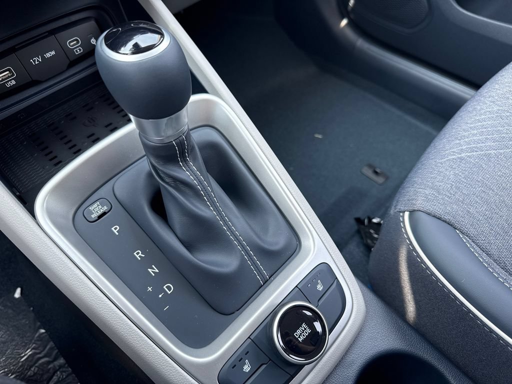 New 2026 Hyundai Venue SEL FWD image 25