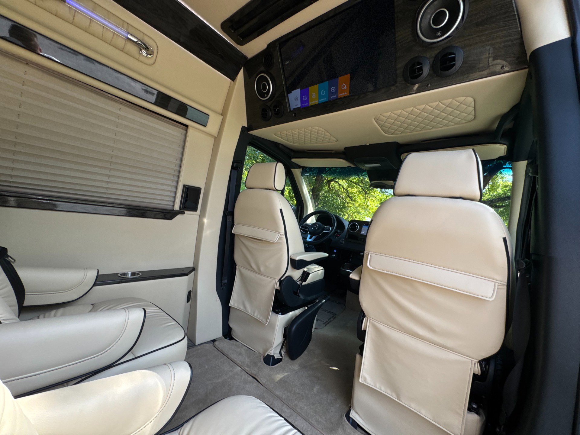 Used 2019 Mercedes-Benz Sprinter 170 image 40