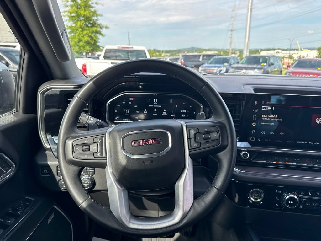 Used 2024 GMC Sierra 1500 SLT w/ SLT Premium Package AWD/4WD image 19