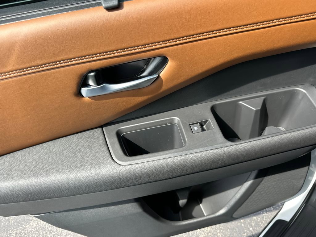 New 2026 Nissan Pathfinder Platinum AWD/4WD image 15