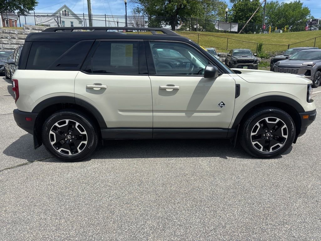 Used 2024 Ford Bronco Sport Outer Banks w/ Tech Package AWD/4WD image 7