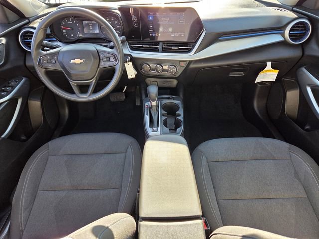 Used 2024 Chevrolet Trax LS image 16
