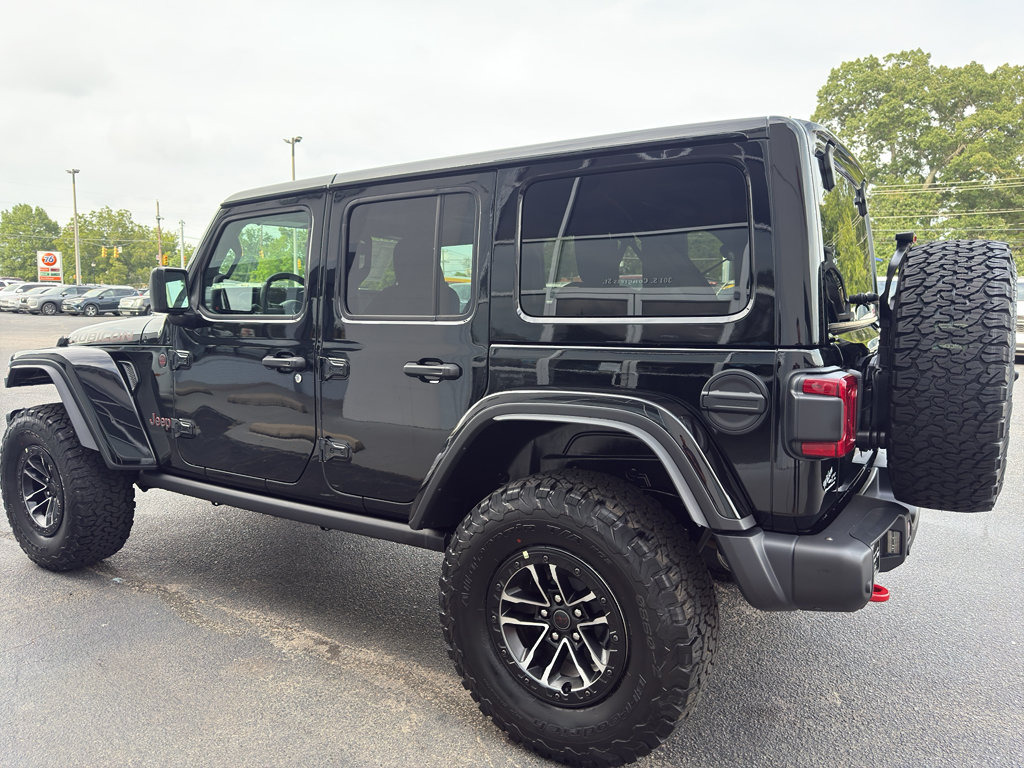 New 2025 Jeep Wrangler Unlimited Rubicon w/ XTREMEE 35" Tire Package AWD/4WD image 5