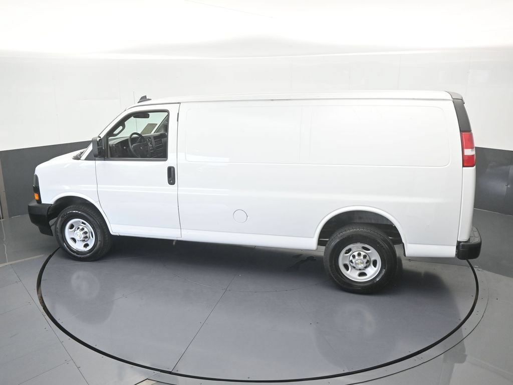 Used 2024 Chevrolet Express 2500 w/ Driver Convenience Package RWD image 41