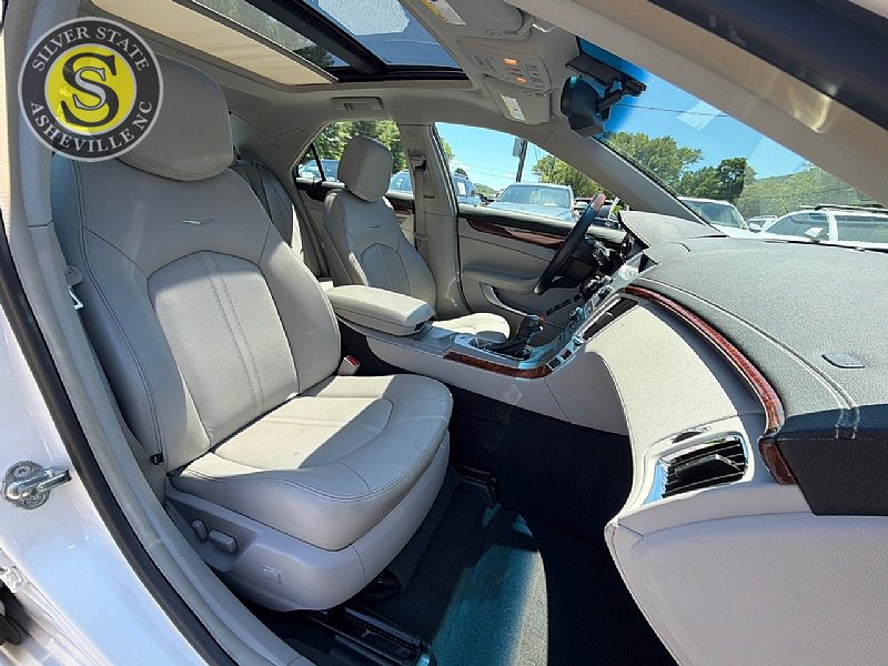 Used 2010 Cadillac CTS Performance w/ Performance Luxury Package RWD image 16
