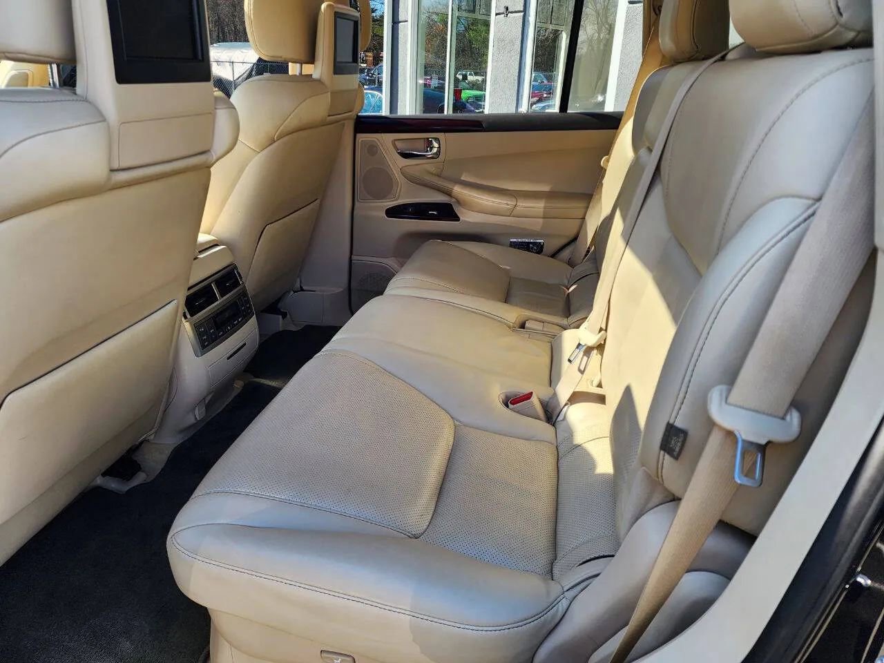 Used 2013 Lexus LX 570 LX 570 Sport Utility 4D w/ Luxury Pkg w/Pre-crash image 12