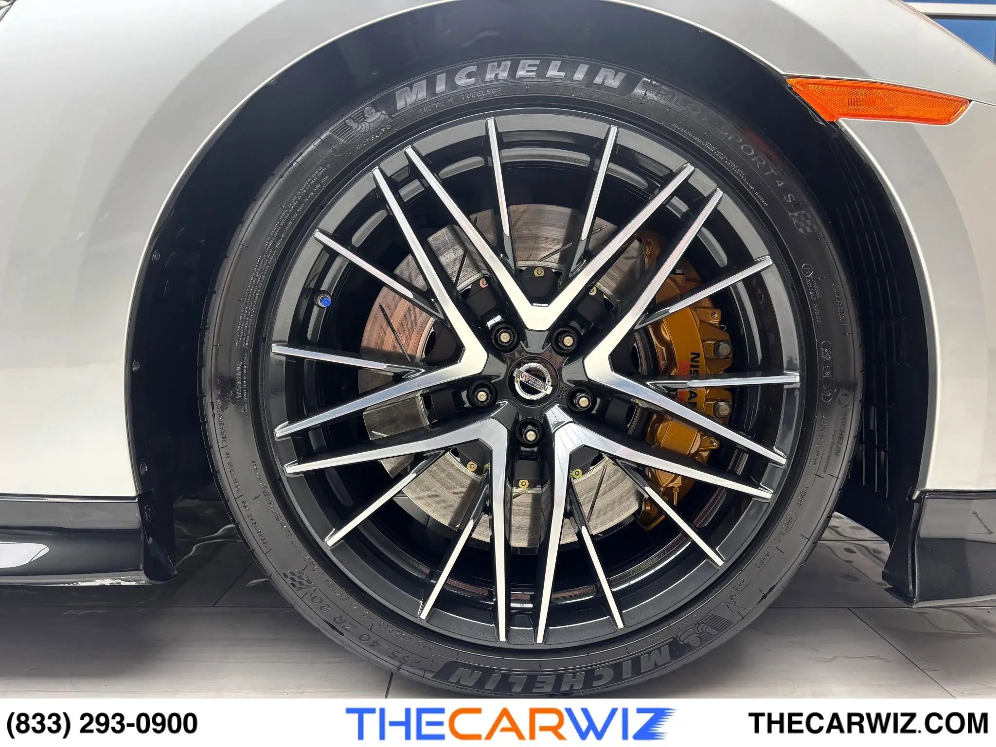 Used 2023 Nissan GT-R Premium w/ Premium Interior Package image 41