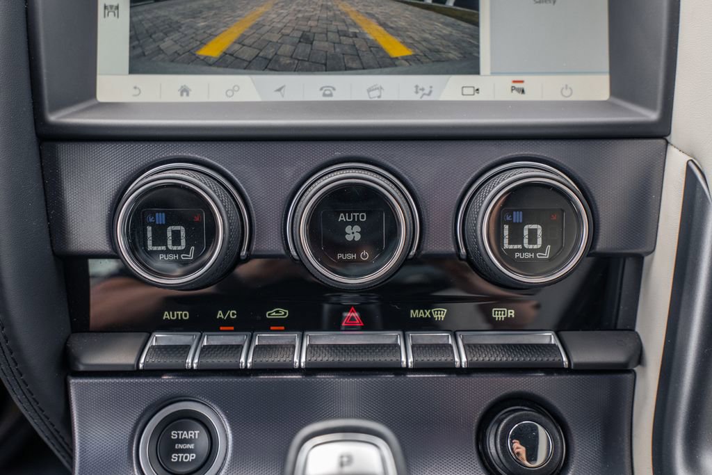 Used 2020 Jaguar F-TYPE R-Dynamic image 28