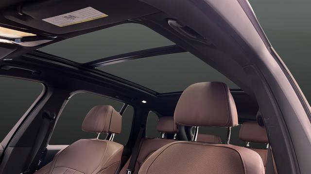 Used 2022 BMW X5 xDrive40i w/ Premium Package image 13