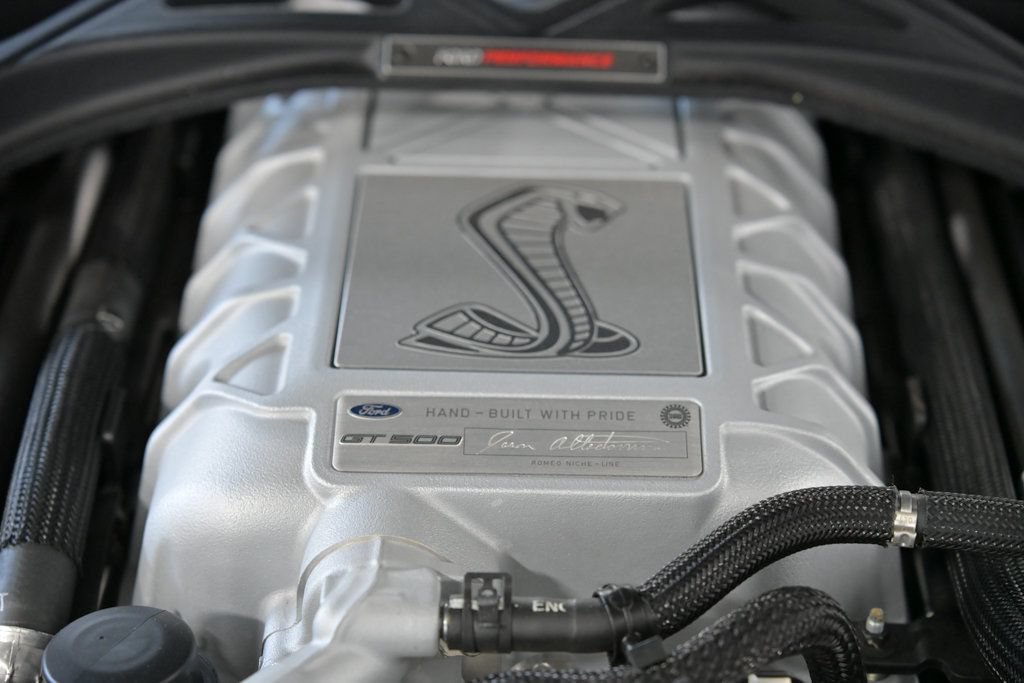 Used 2020 Ford Mustang Shelby GT500 w/ Carbon Fibre Track Pack RWD image 26