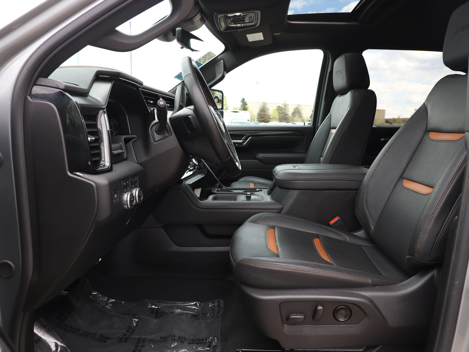 Used 2025 GMC Sierra 3500 AT4 w/ AT4 Premium Plus Package AWD/4WD image 19