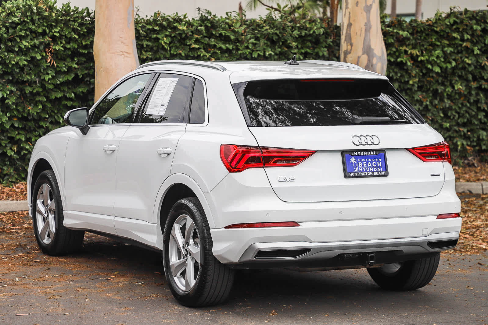 Used 2022 Audi Q3 2.0T Premium Plus w/ Premium Plus Package AWD/4WD image 6