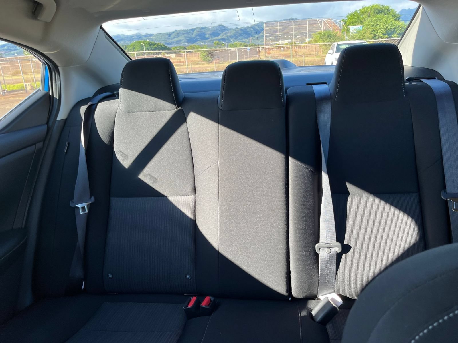 Used 2025 Nissan Sentra SV FWD image 33
