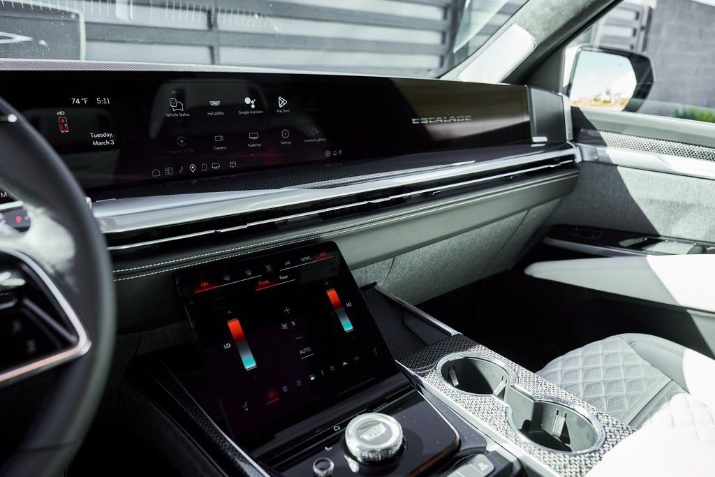 Used 2026 Cadillac Escalade V image 81