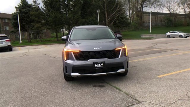 New 2025 Kia Sorento LX image 6