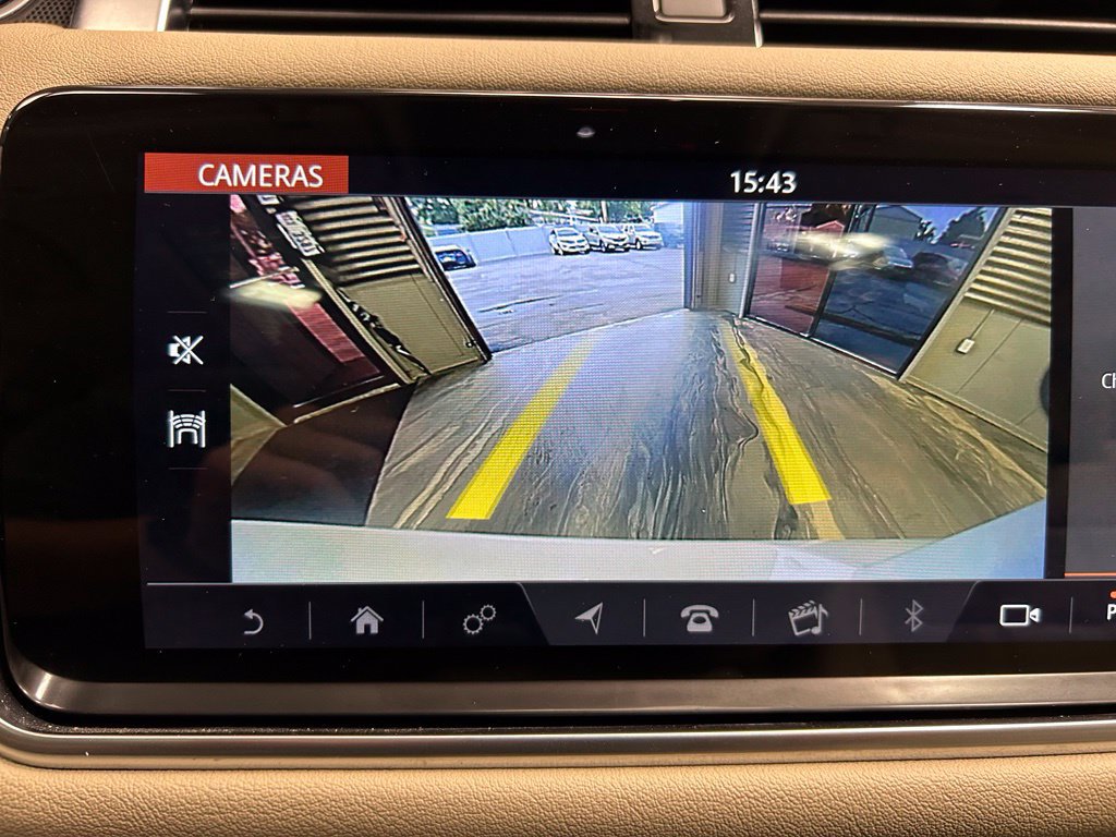 Used 2020 Land Rover Range Rover Sport HSE AWD/4WD image 21