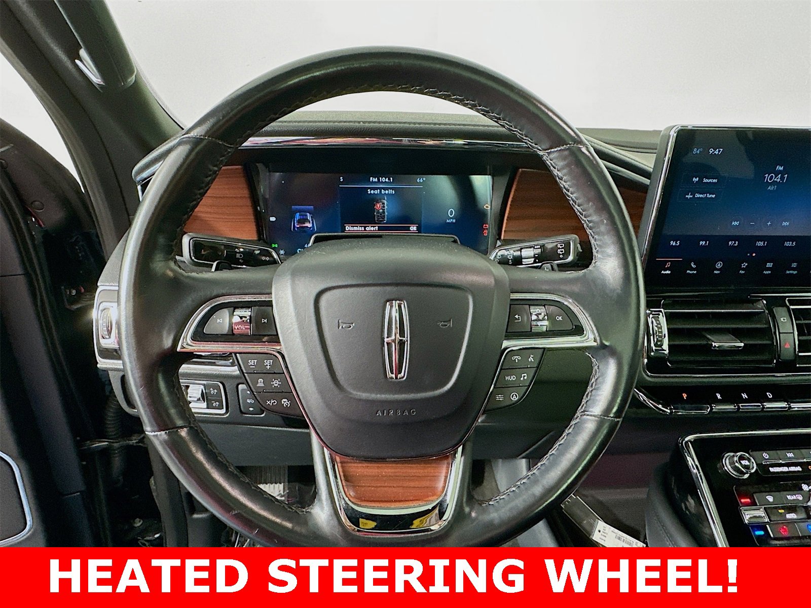 Used 2023 Lincoln Navigator Reserve image 16