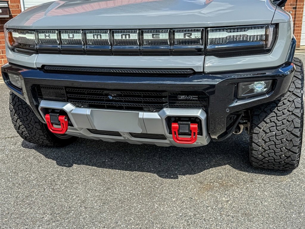 Used 2024 GMC Hummer EV 3X w/ LPO, Illumination Package image 13