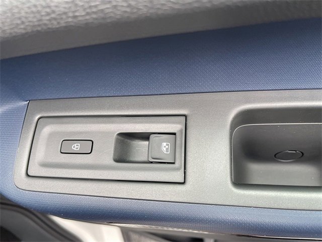 New 2025 Volkswagen ID. Buzz Pro S image 24