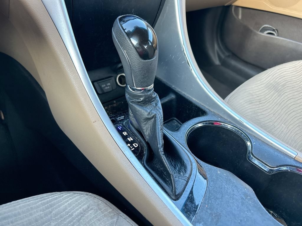Used 2011 Hyundai Sonata Hybrid FWD image 25