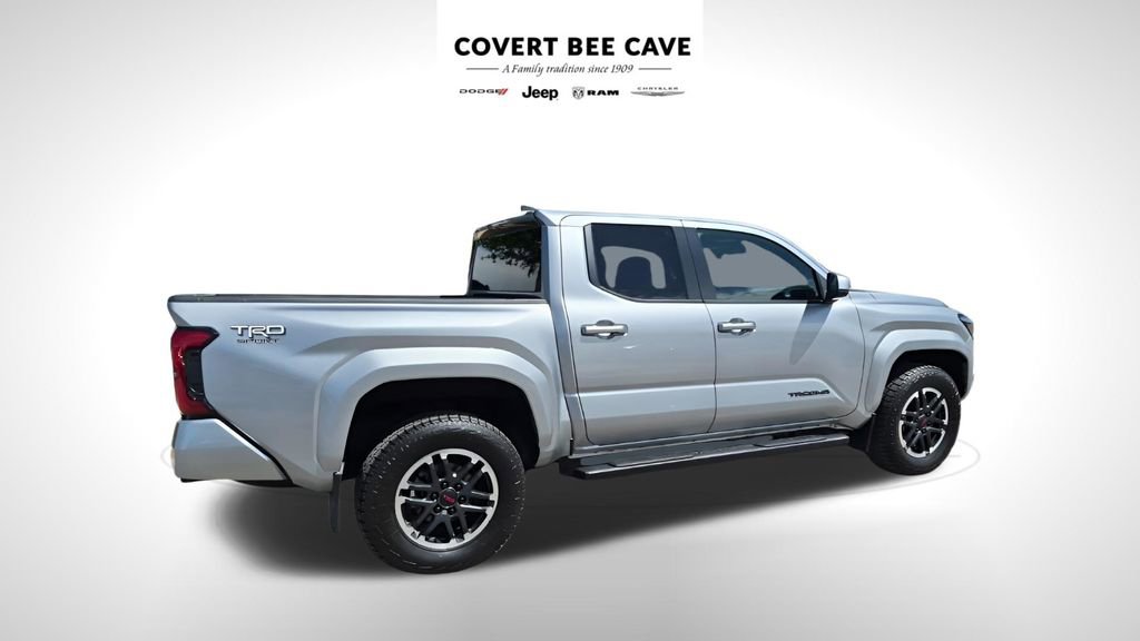 Used 2024 Toyota Tacoma TRD Sport image 11