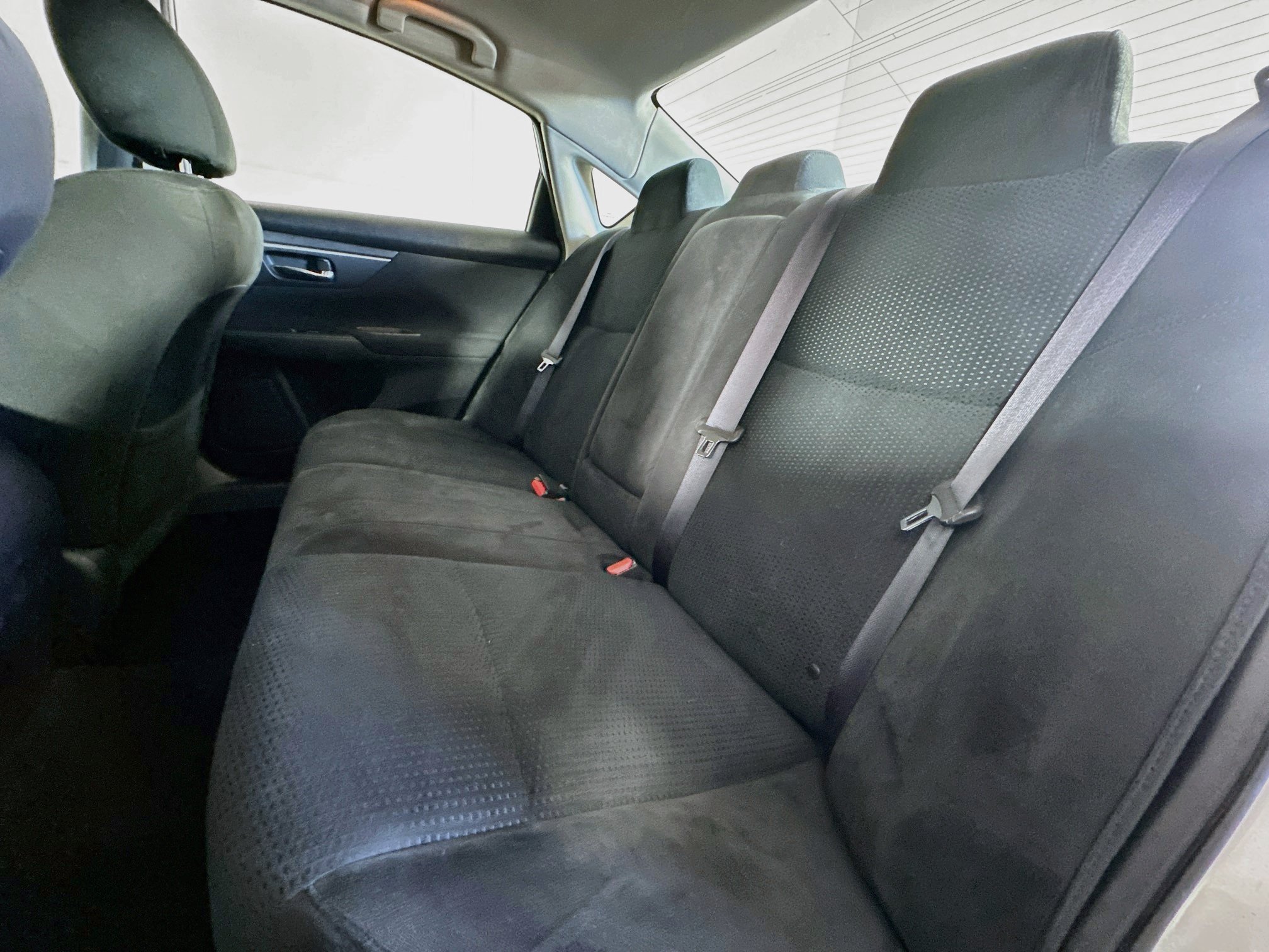 Used 2015 Nissan Altima 2.5 S w/ Power Driver Seat Package FWD image 25
