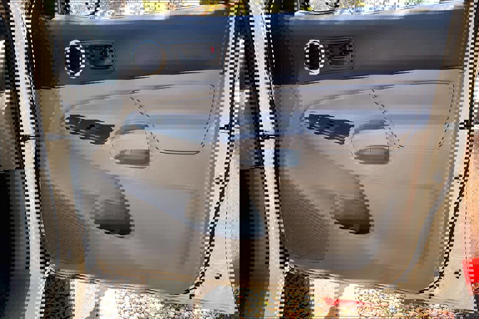 Used 2015 Toyota Tacoma PreRunner w/ SR5 Package RWD image 45