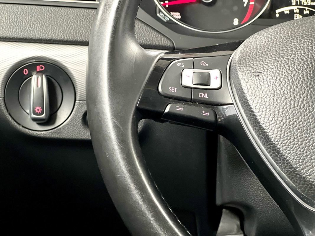 Used 2015 Volkswagen Jetta SE image 27