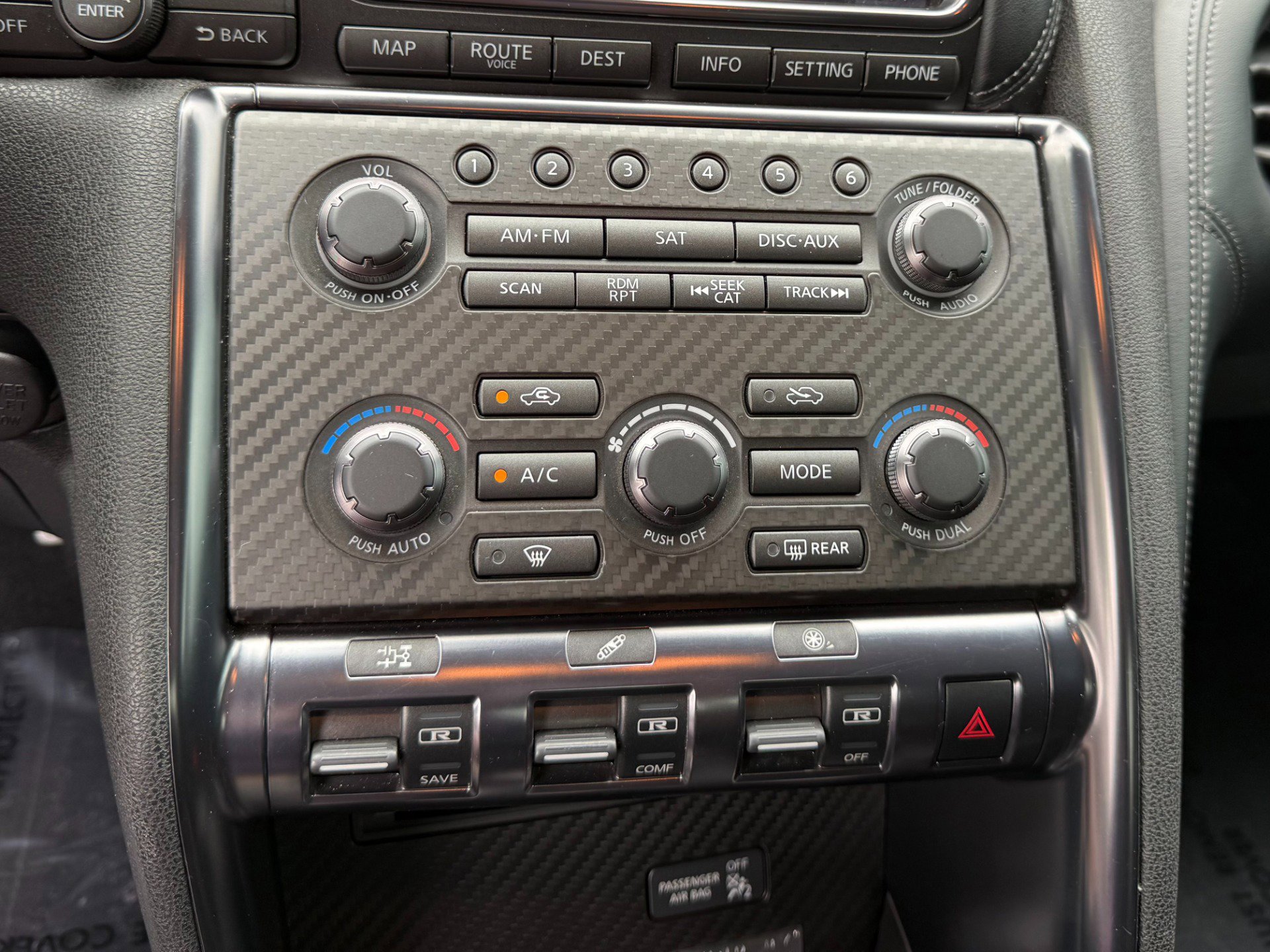 Used 2012 Nissan GT-R Premium AWD/4WD image 18