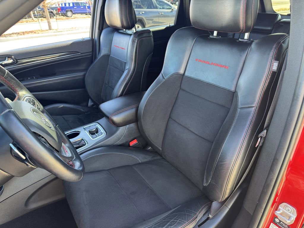 Used 2021 Jeep Grand Cherokee Trailhawk image 28