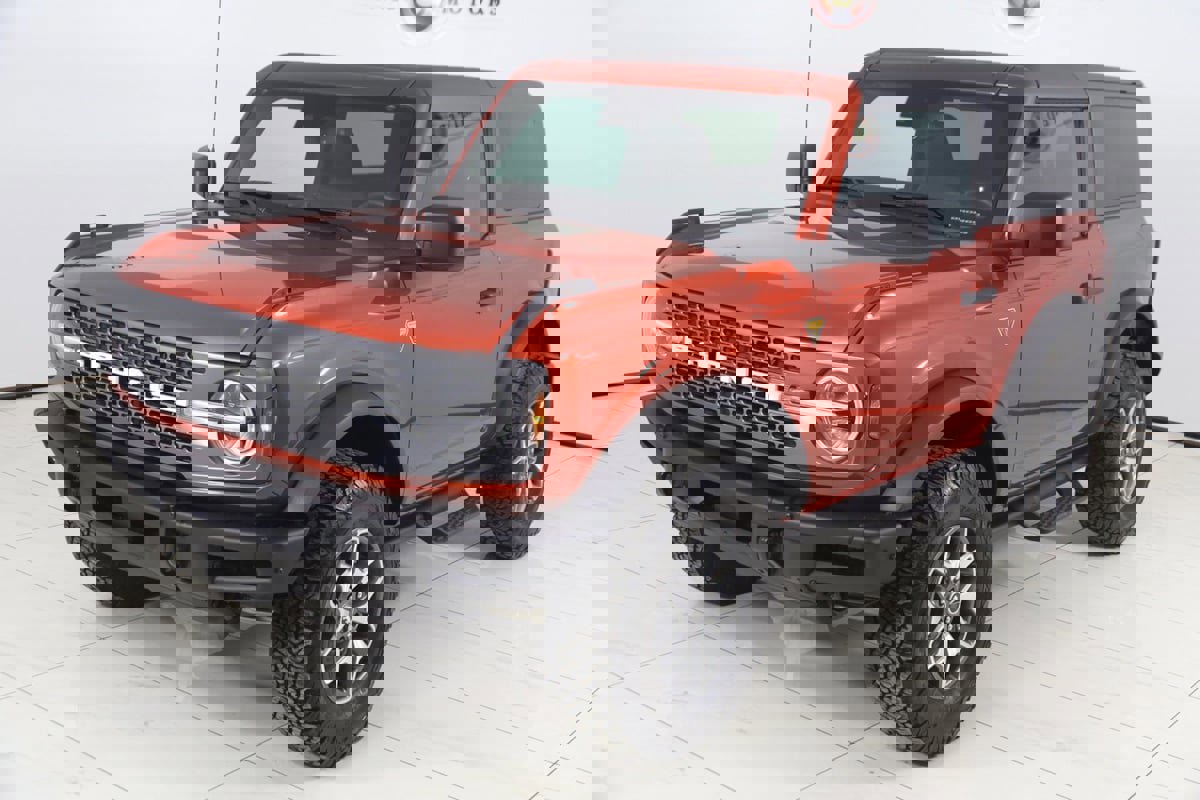 Used 2024 Ford Bronco Badlands image 23