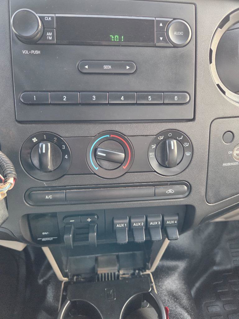 Used 2008 Ford F350 XL image 12