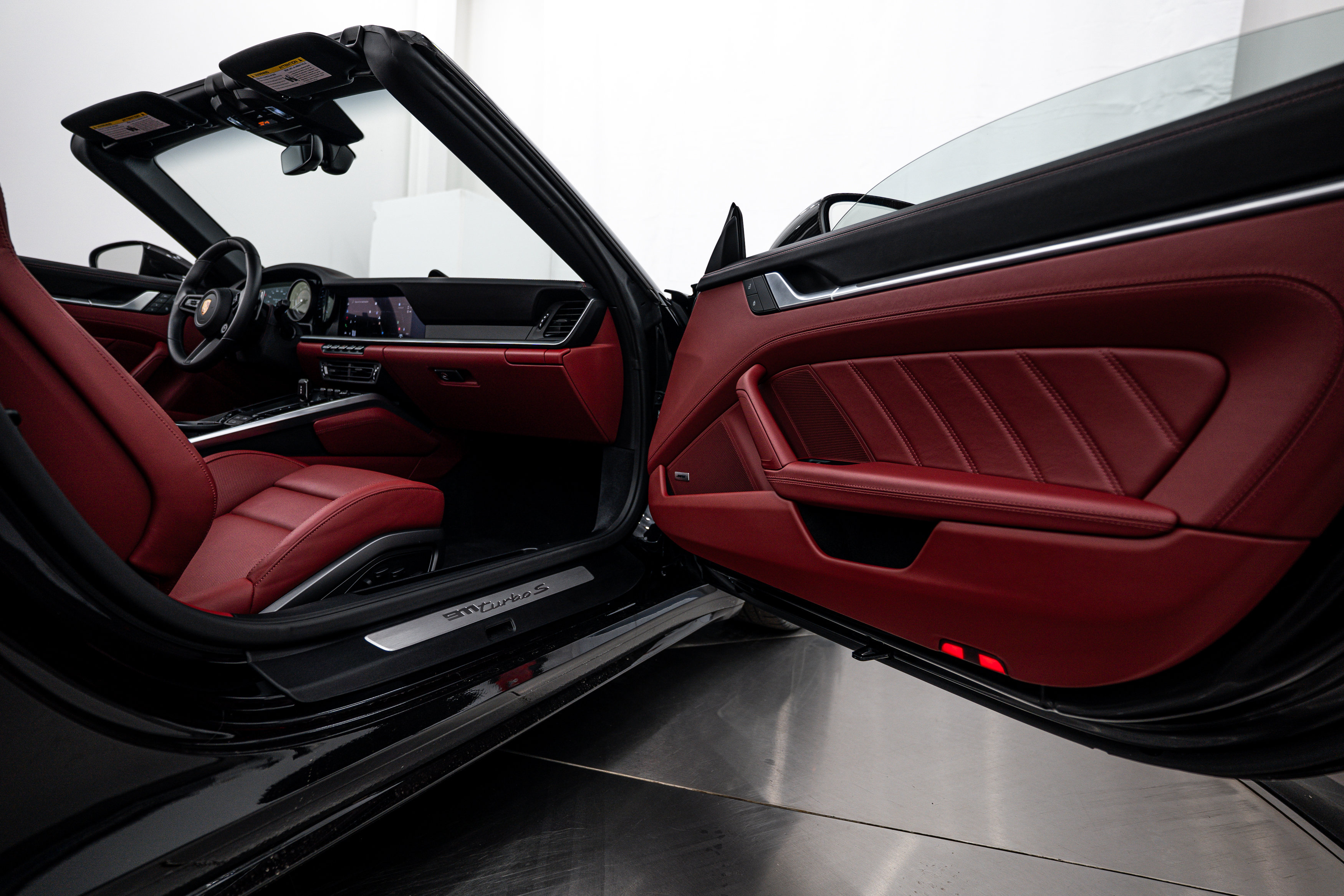 Certified 2024 Porsche 911 Turbo S image 23