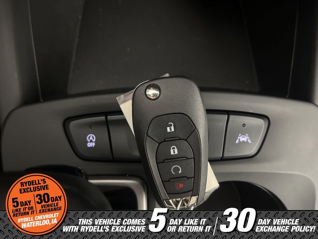 Certified 2025 Chevrolet Trax RS w/ Driver Confidence Package image 29