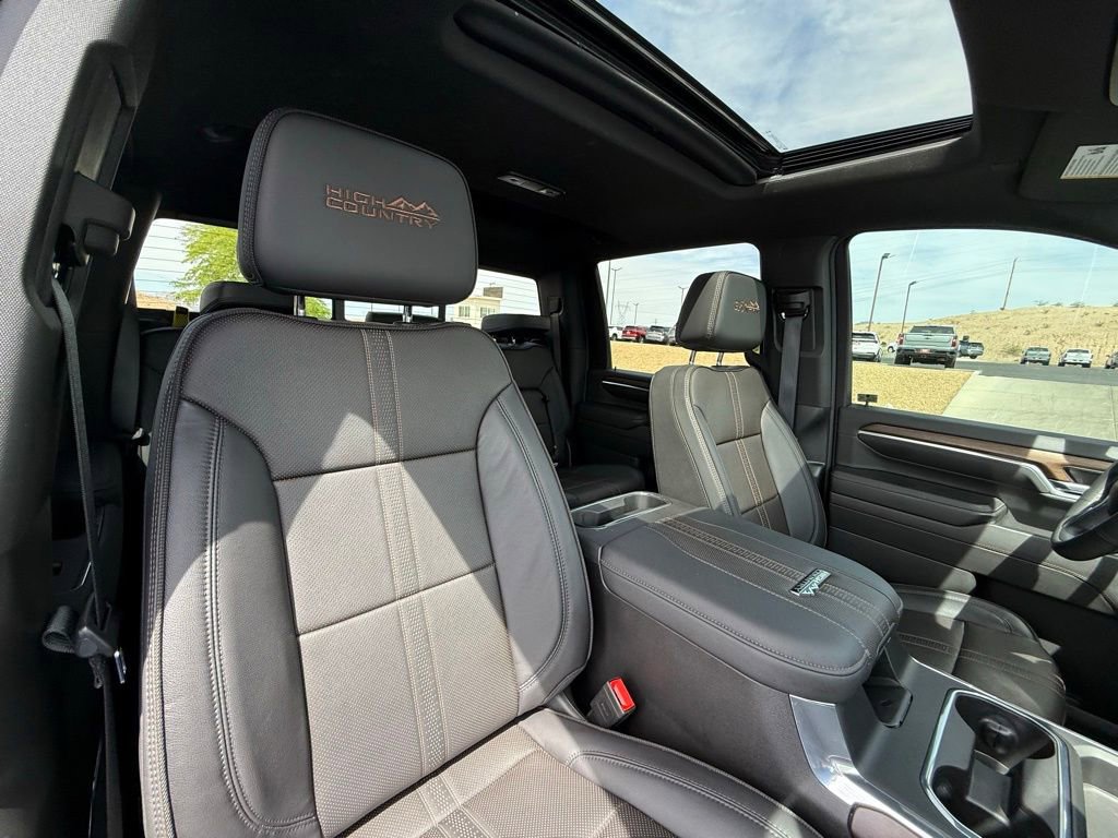 Used 2024 Chevrolet Silverado 3500 High Country w/ High Country Premium Package image 18
