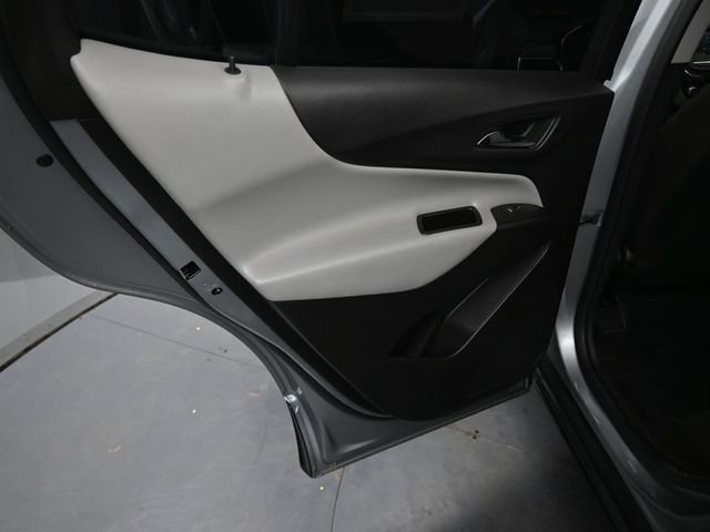 Used 2024 Chevrolet Equinox LS image 31