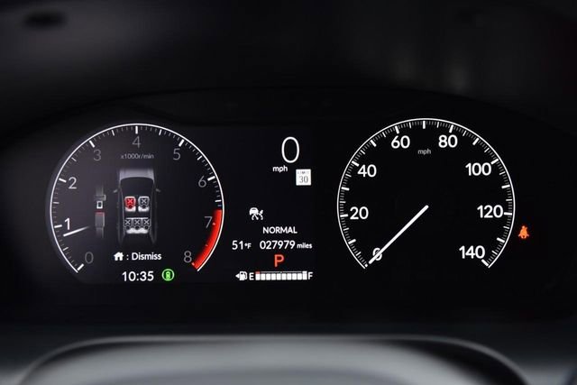 Used 2023 Honda HR-V LX image 9