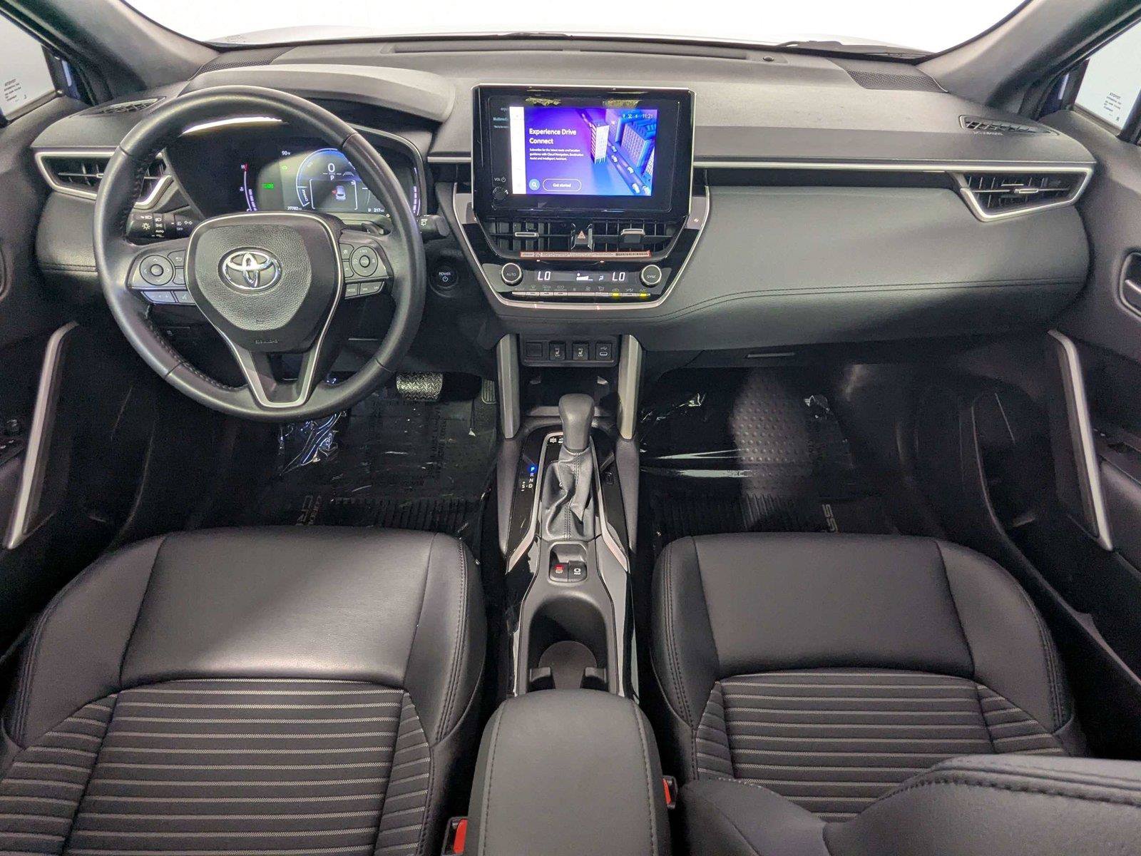 Certified 2024 Toyota Corolla Cross AWD Hybrid w/ Convenience Package image 38